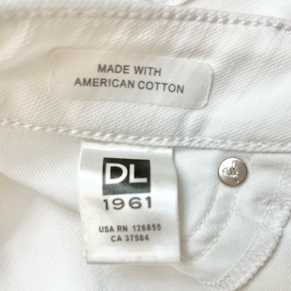 DL1961 - Picture 3 of 7